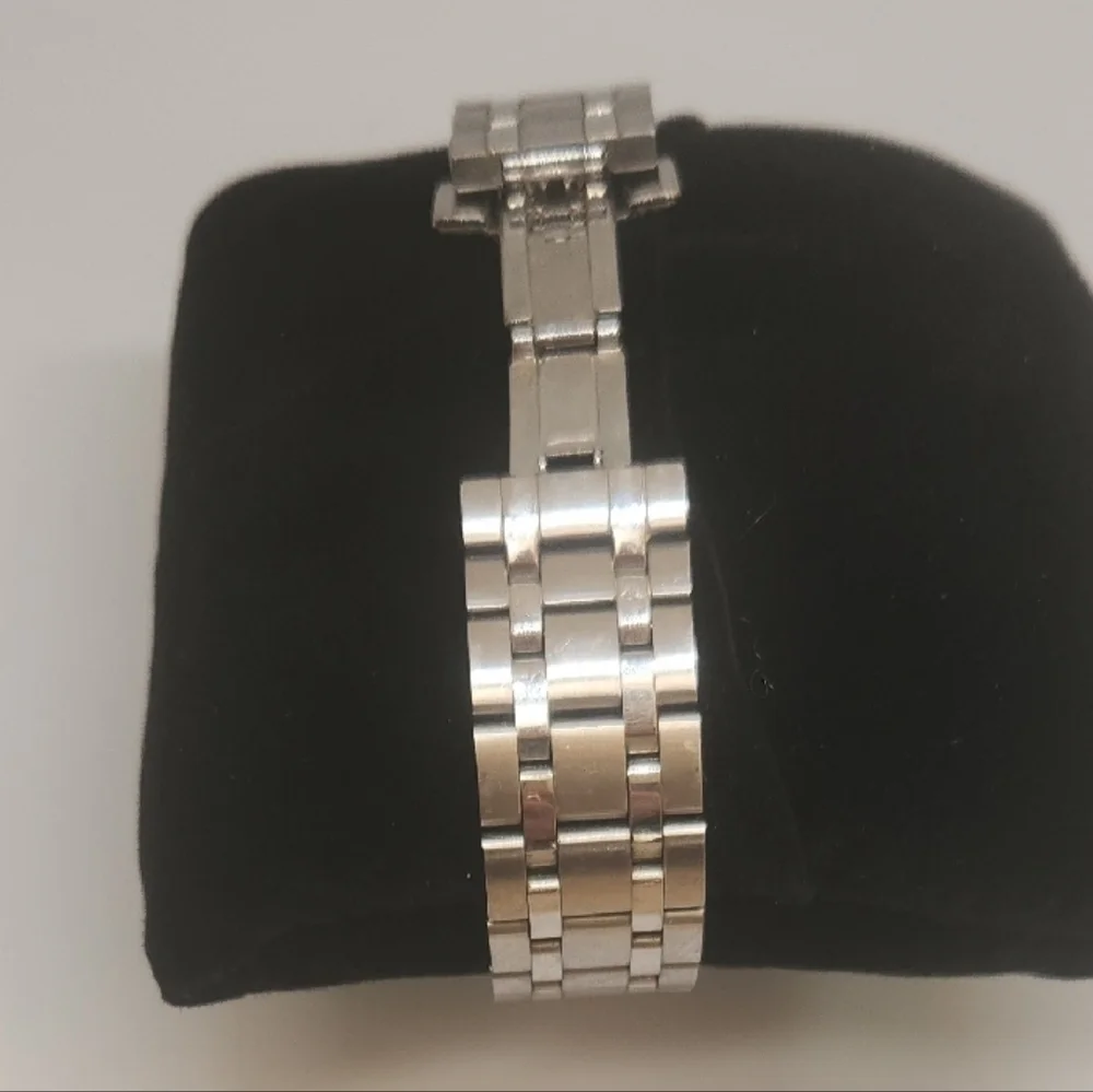 Seiko SSA397 Presage Green Automatic Stainless Steel Watch with exhibition case